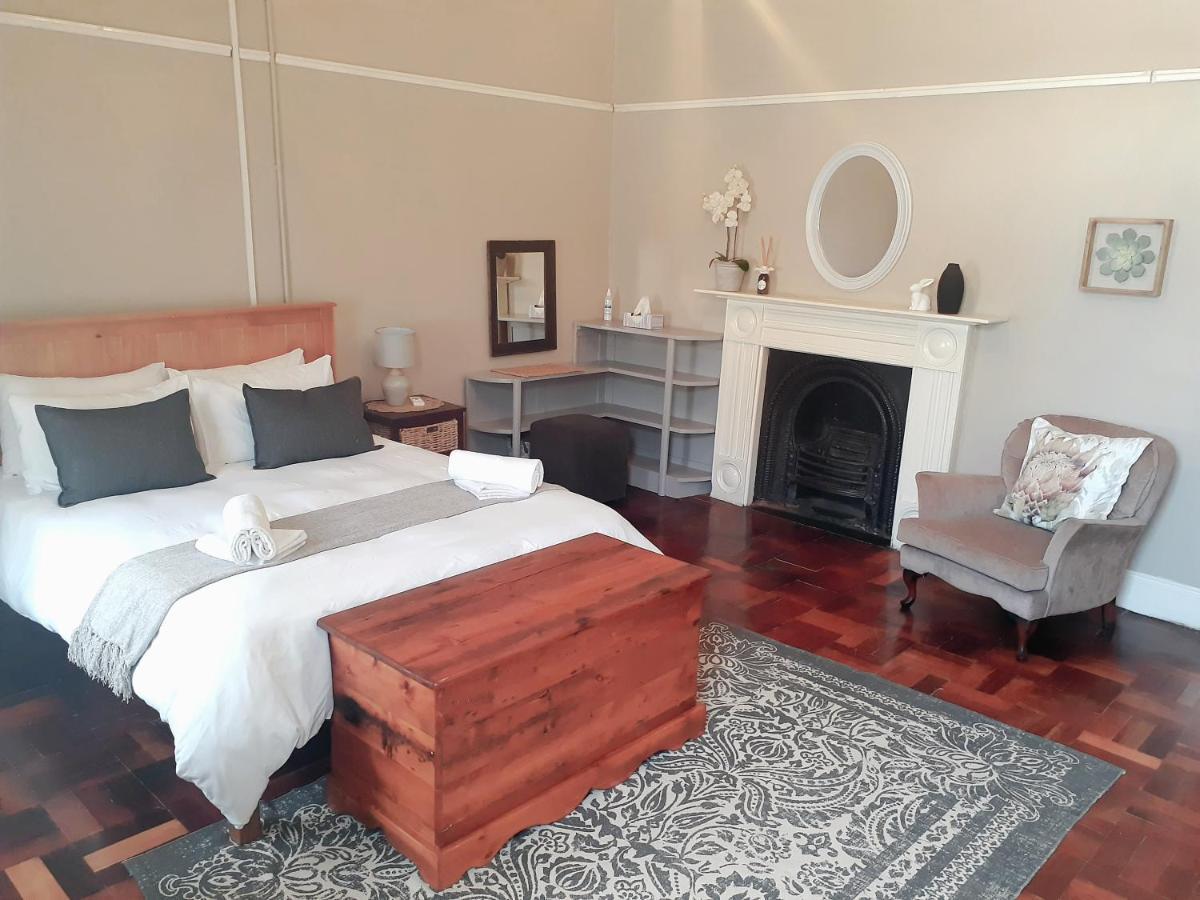 Boer & Brit Villa Graaff-Reinet Стая снимка